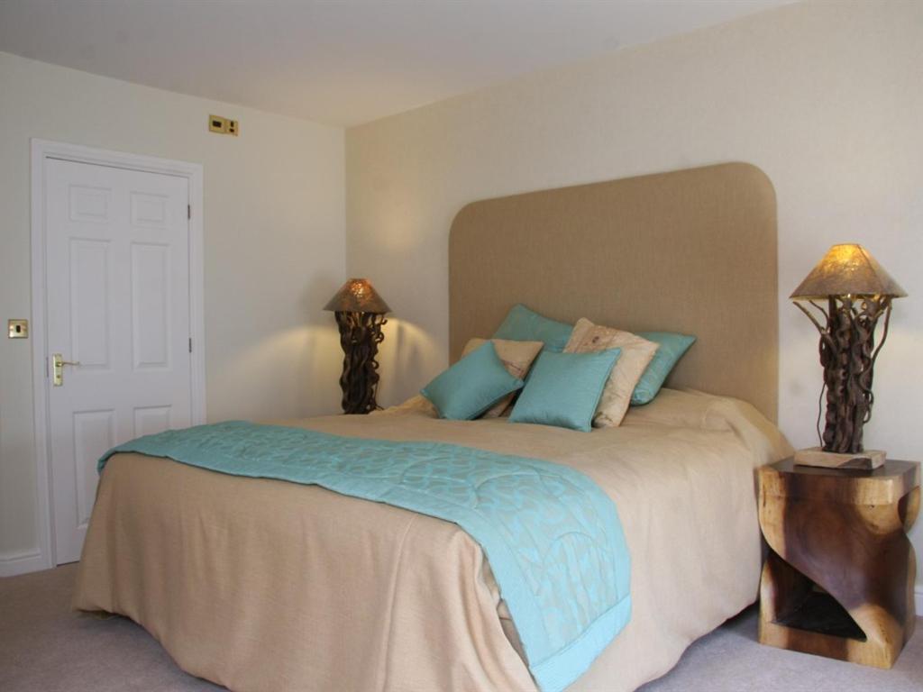 Wall Hill Farm Northwich Bilik gambar